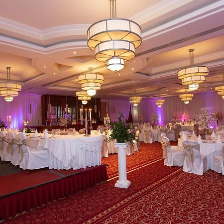 Hamlet Court Hotel Johnstown Bridge Dış mekan fotoğraf