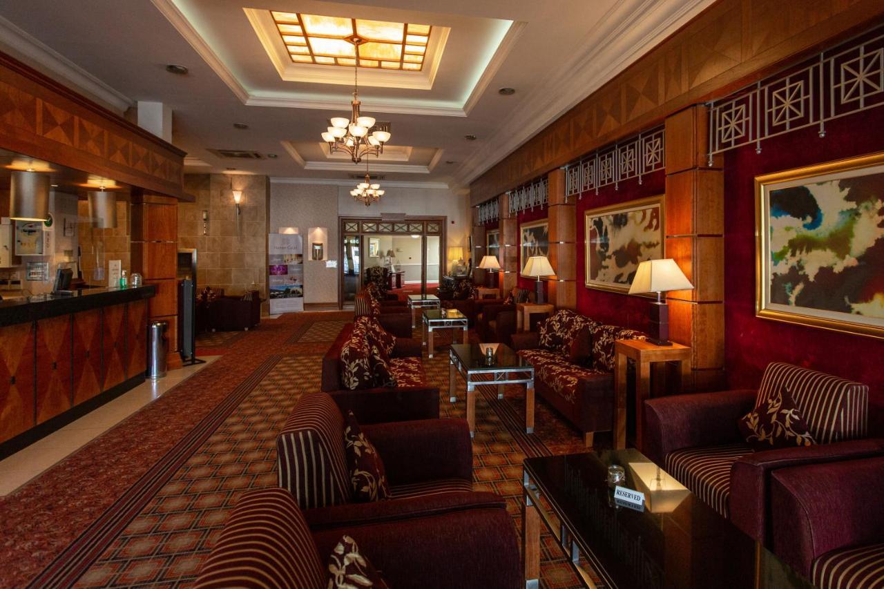 Hamlet Court Hotel Johnstown Bridge Dış mekan fotoğraf