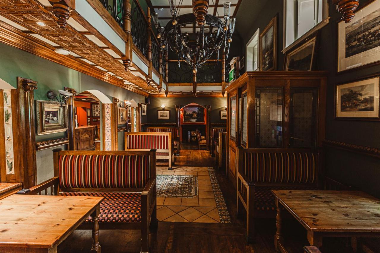 Hamlet Court Hotel Johnstown Bridge Dış mekan fotoğraf